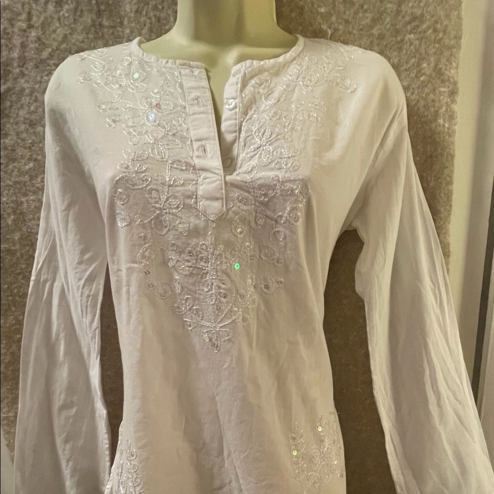 Sequin scattered & embroidered tunic